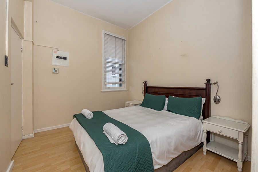 1 Bedroom Property for Sale in Cape Town City Centre Western Cape